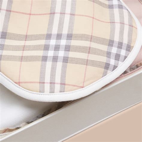 burberry 兒童禮物|Children’s Gifts .